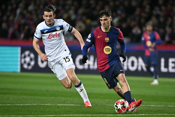 国安球迷跟河南球迷在烧烤店发生冲突，涉事球迷已经被警察带走